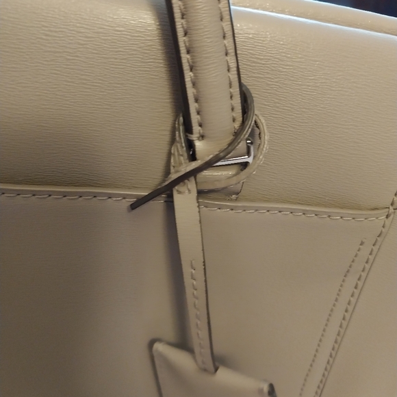 Tory Burch Parker Large Tote preowned - Picture 8 of 12